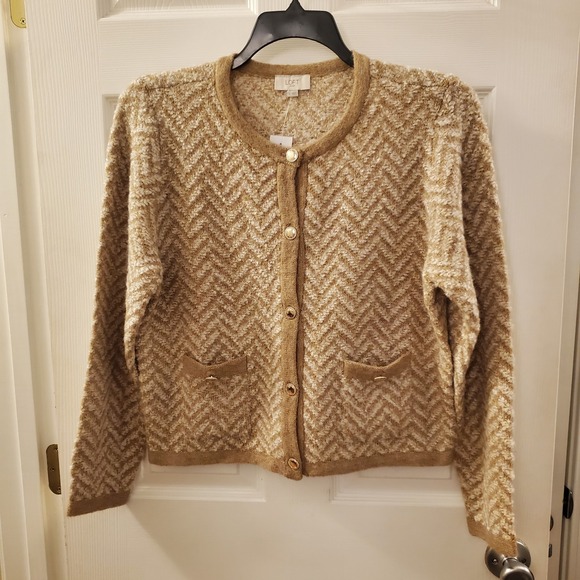 LOFT Sweaters - Loft Outlet sz M fuzzy buttonup Cardigan chevron classic preppy cozy career work